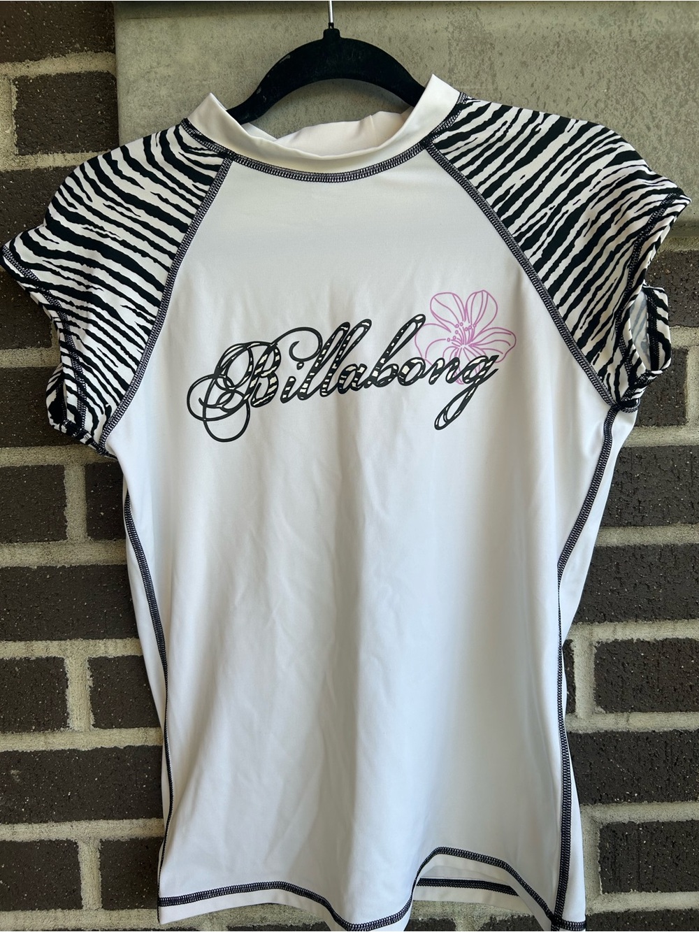 Billabong White Rashguard with Black Zebra Sleeves and Pink Accent - Size XL